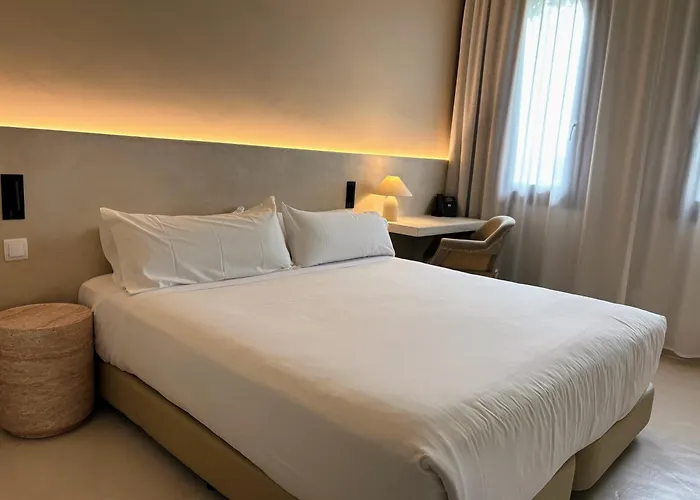 Les Clarisses Boutique Hotel