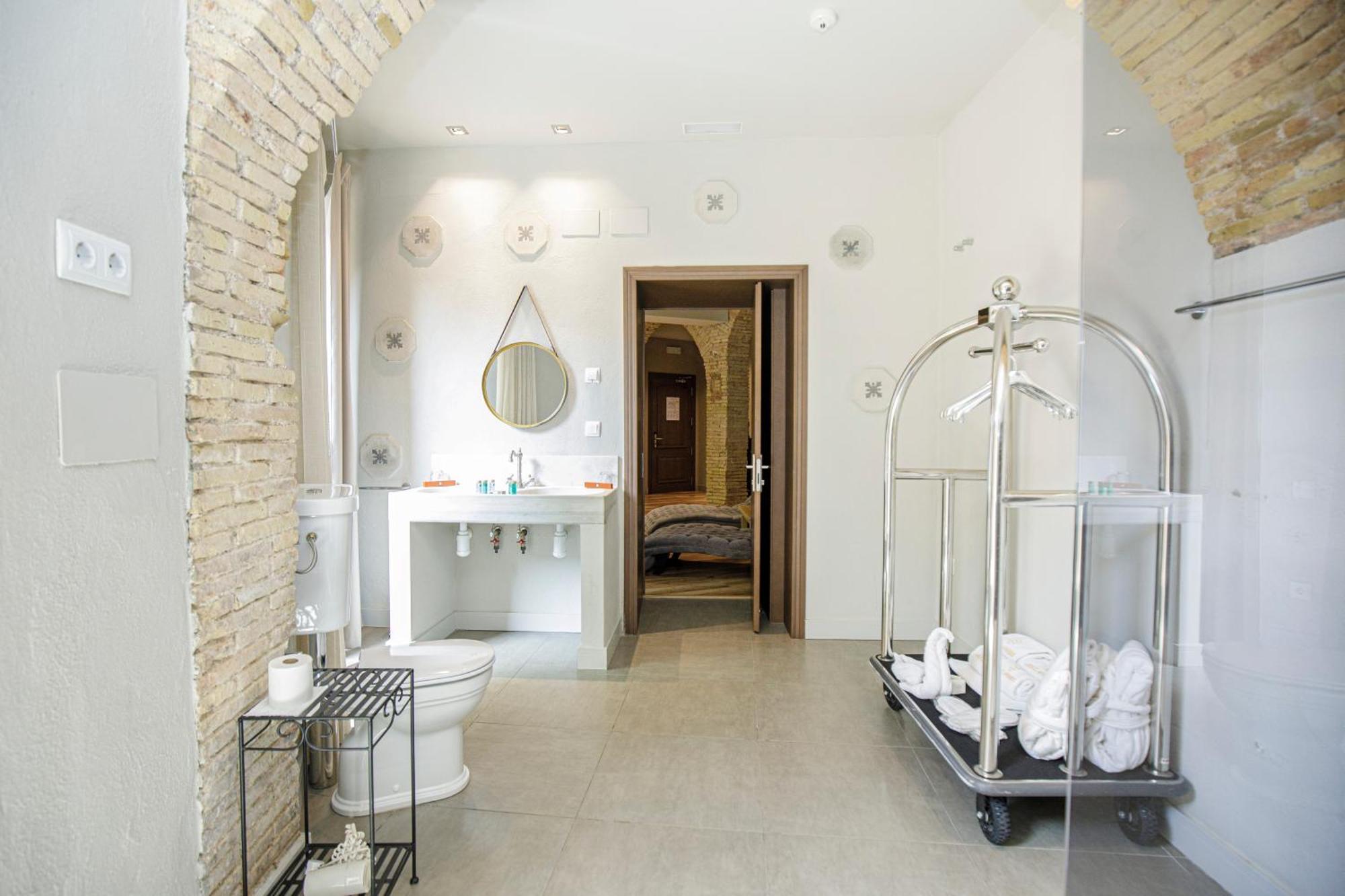 Les Clarisses Boutique 4* Vic