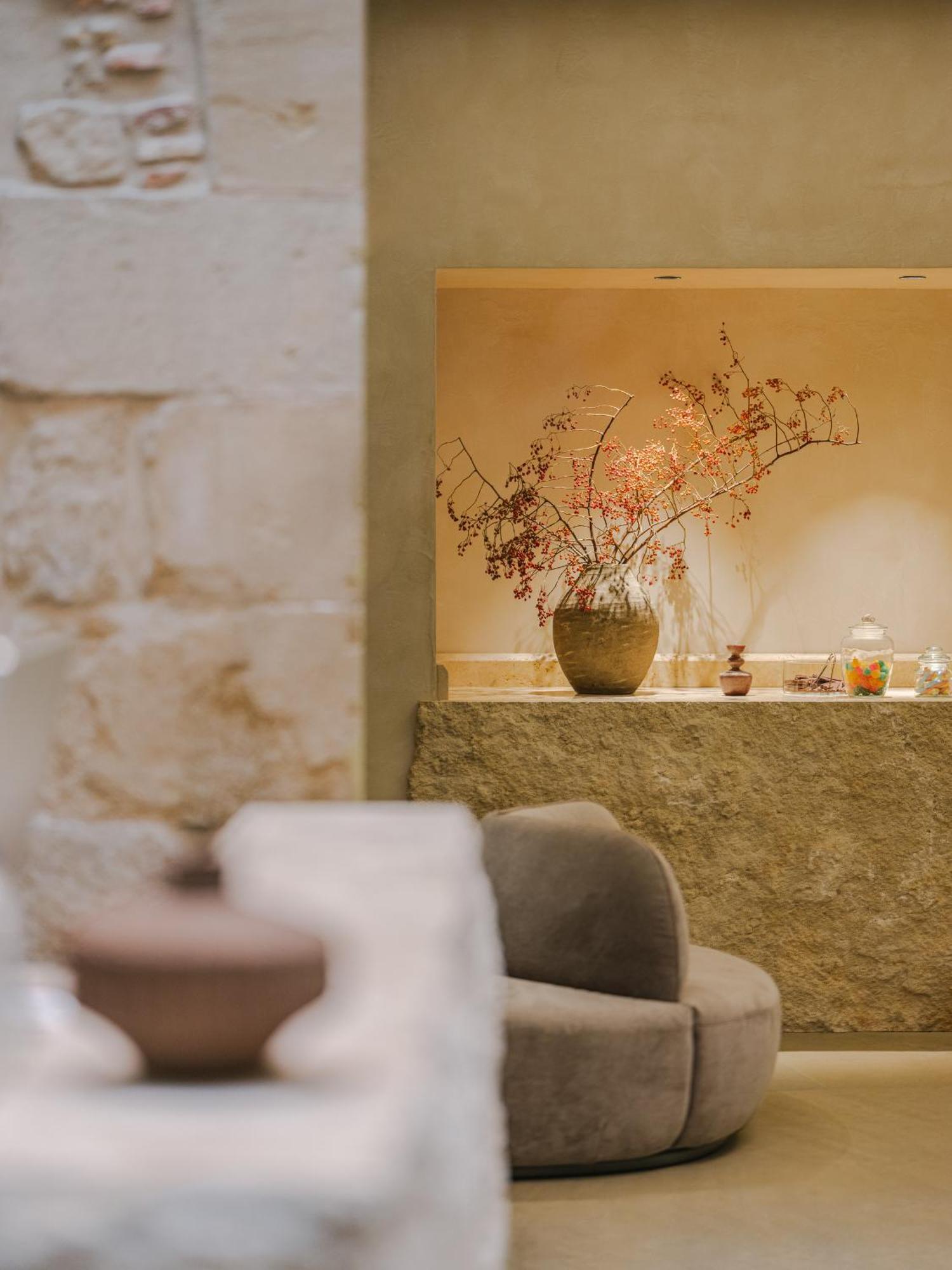 Les Clarisses Boutique