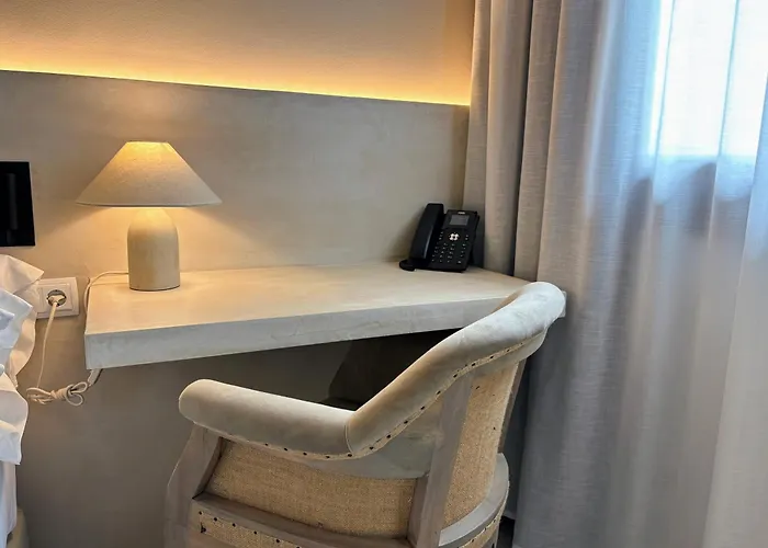 Les Clarisses Boutique Hotel