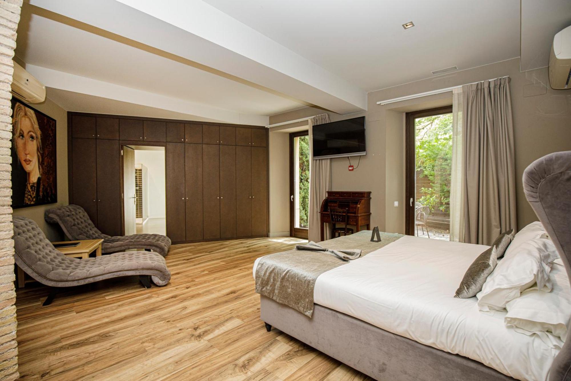 Les Clarisses Boutique Hotel